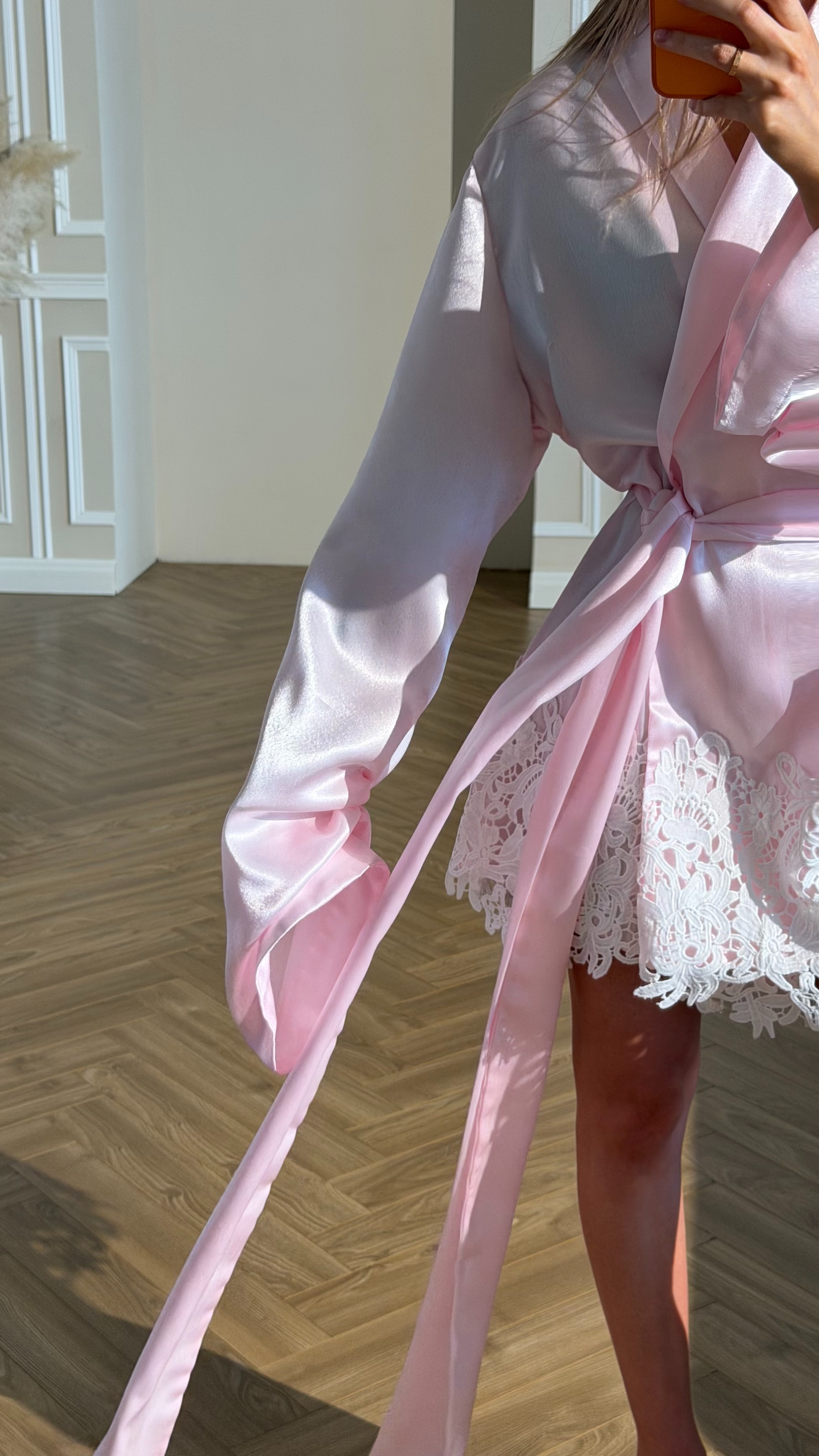 Мудборд Satiné Label — атмосфера бренда